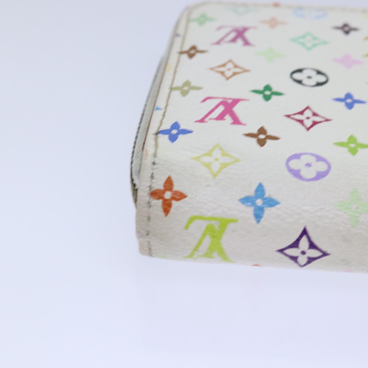 Louis Vuitton Zippy wallet