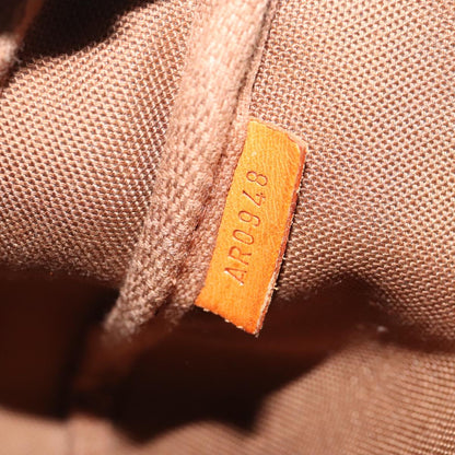 Louis Vuitton Pochette Accessoire