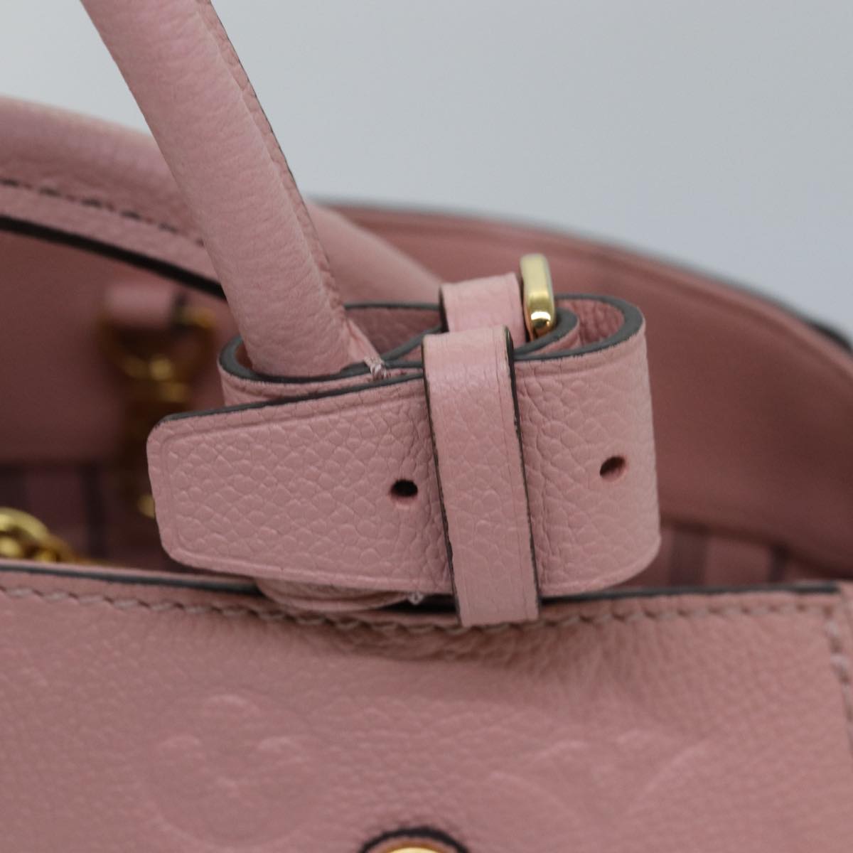 Louis Vuitton Montaigne
