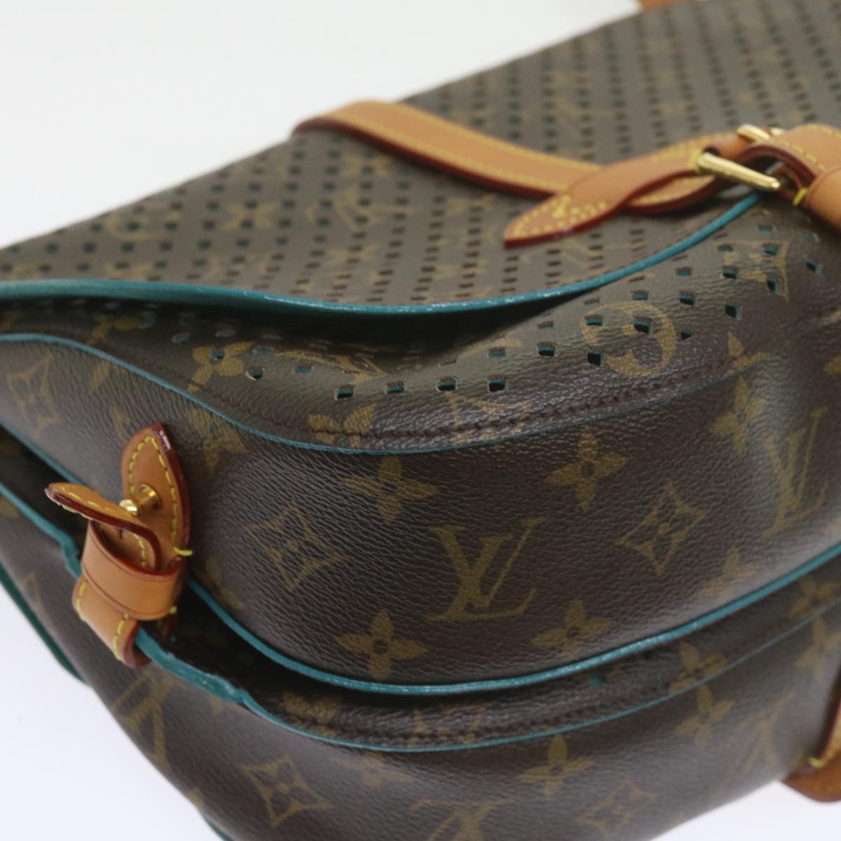 Louis Vuitton Saumur