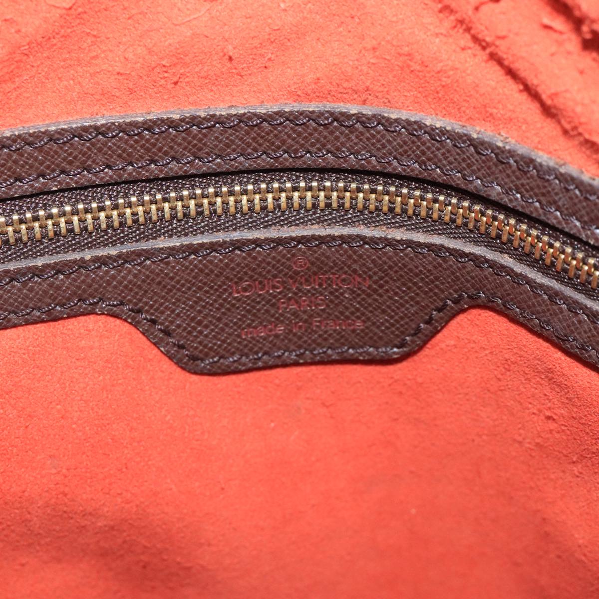 Louis Vuitton Marais