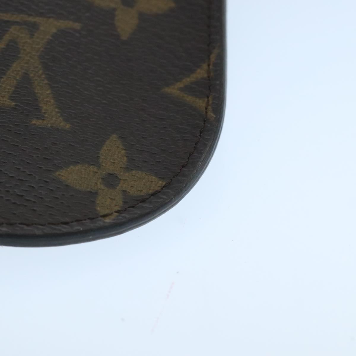 Louis Vuitton Etui à lunettes