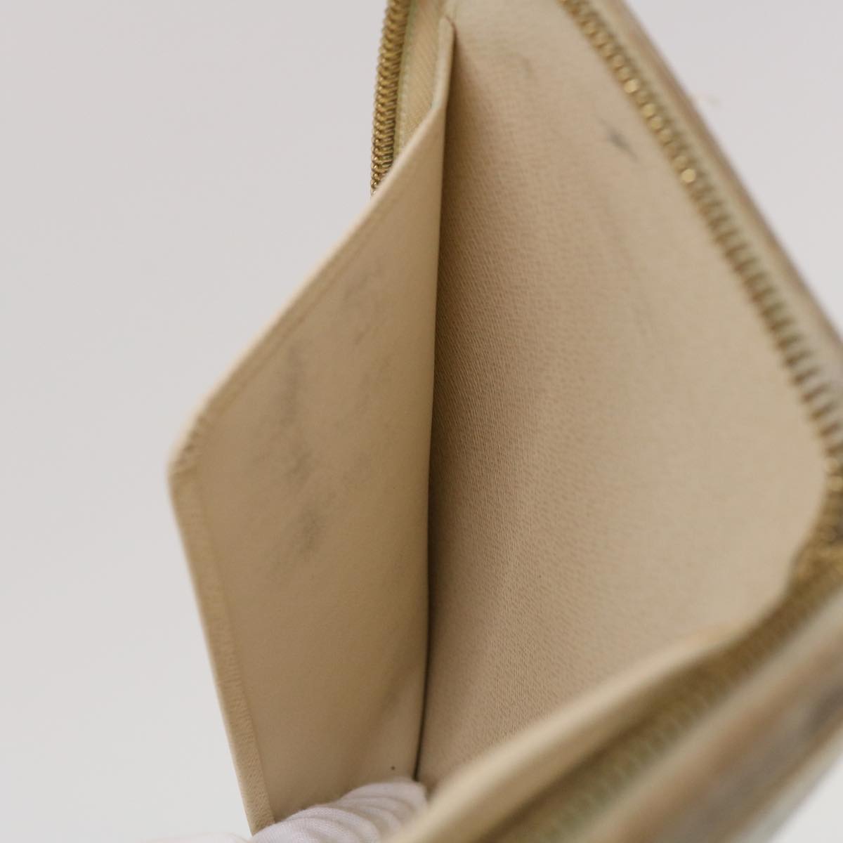 Louis Vuitton Zippy organizer