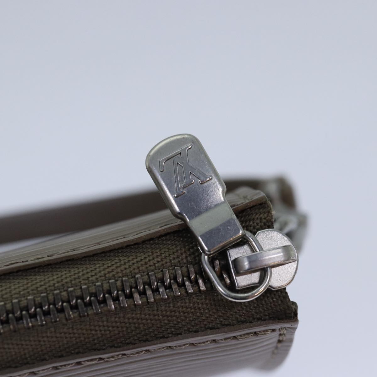 Louis Vuitton Pochette Accessoire