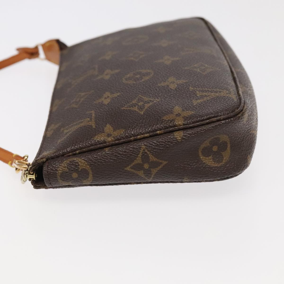 Louis Vuitton Pochette Accessoire