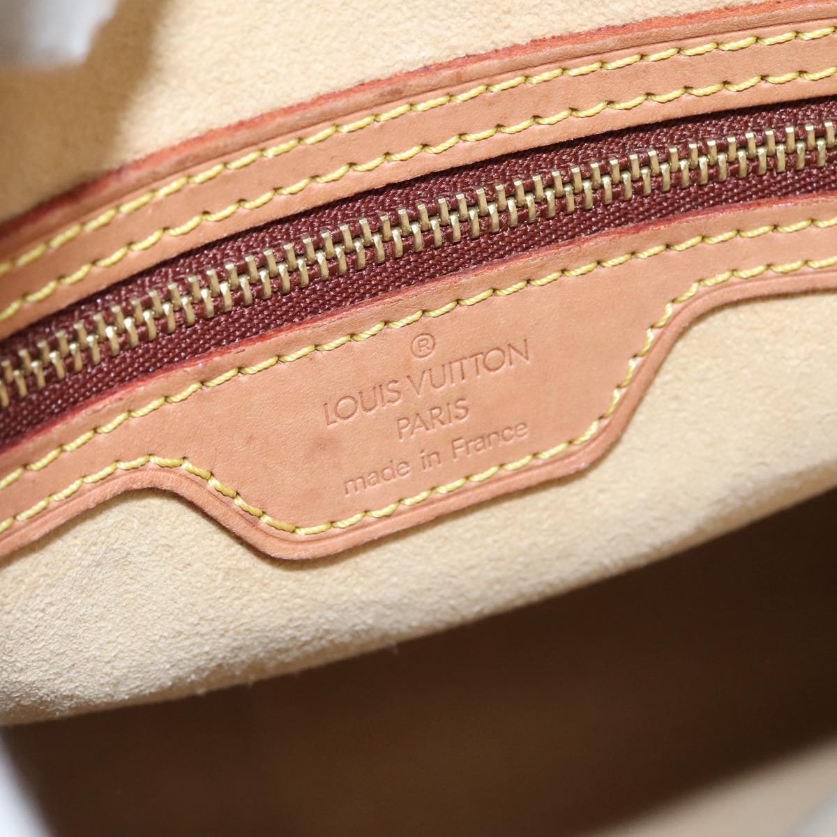 Louis Vuitton Looping GM