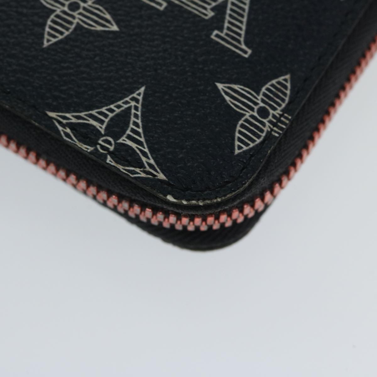 Louis Vuitton Zippy organizer