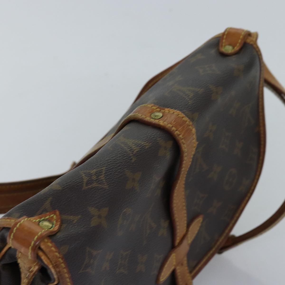 Louis Vuitton Saumur 30