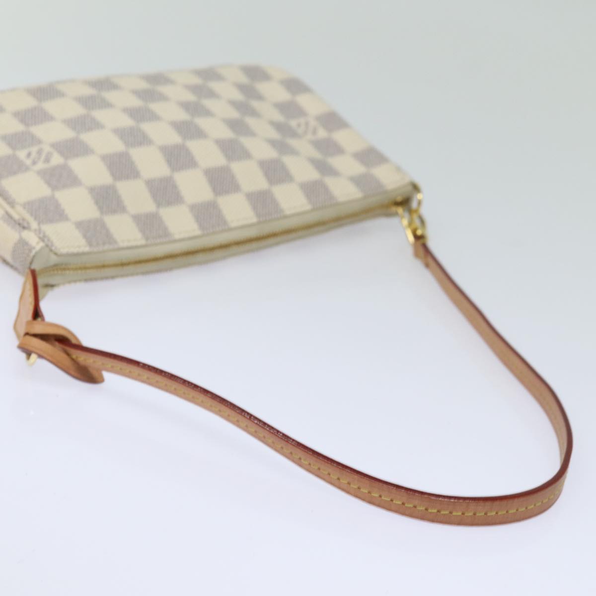 Louis Vuitton Pochette accessoires