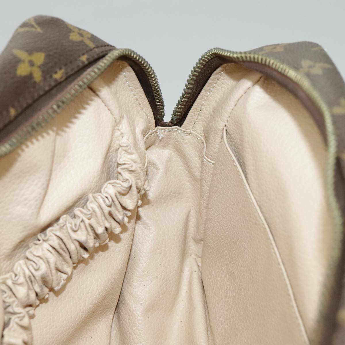 Louis Vuitton Trousse de Toilette