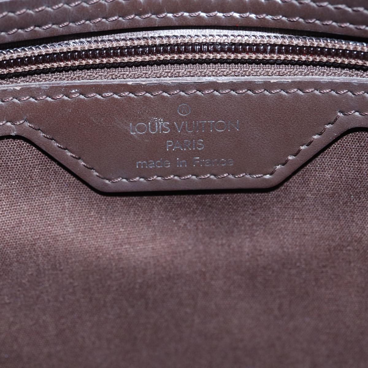 Louis Vuitton Sac plat