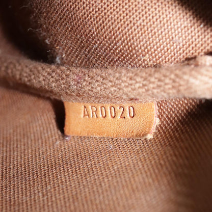 Louis Vuitton Pochette Accessoire
