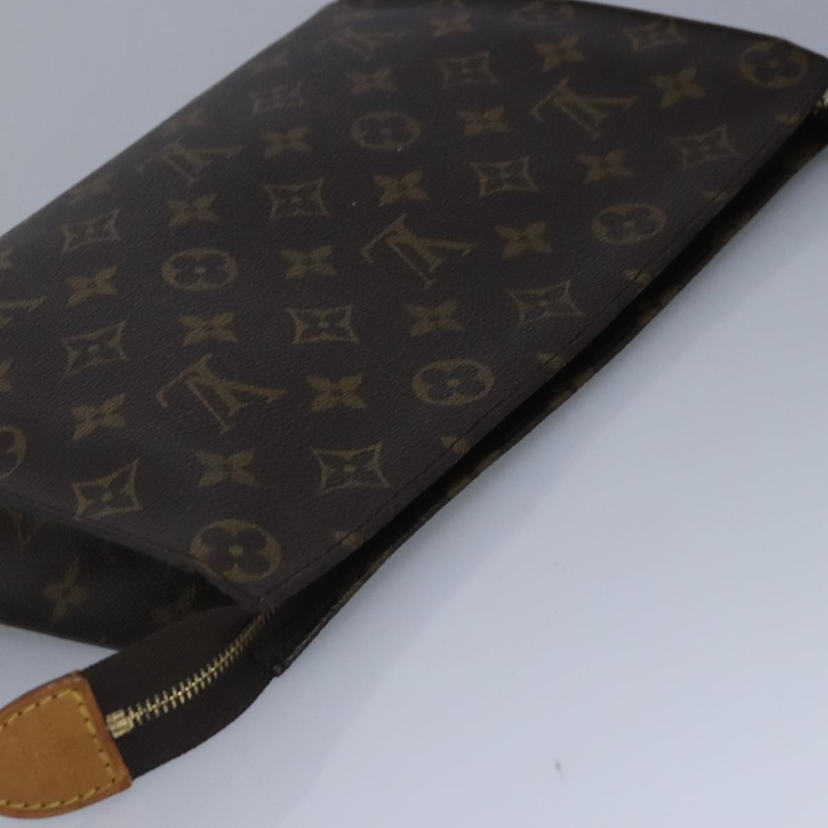 Louis Vuitton Trousse de Toilette 25