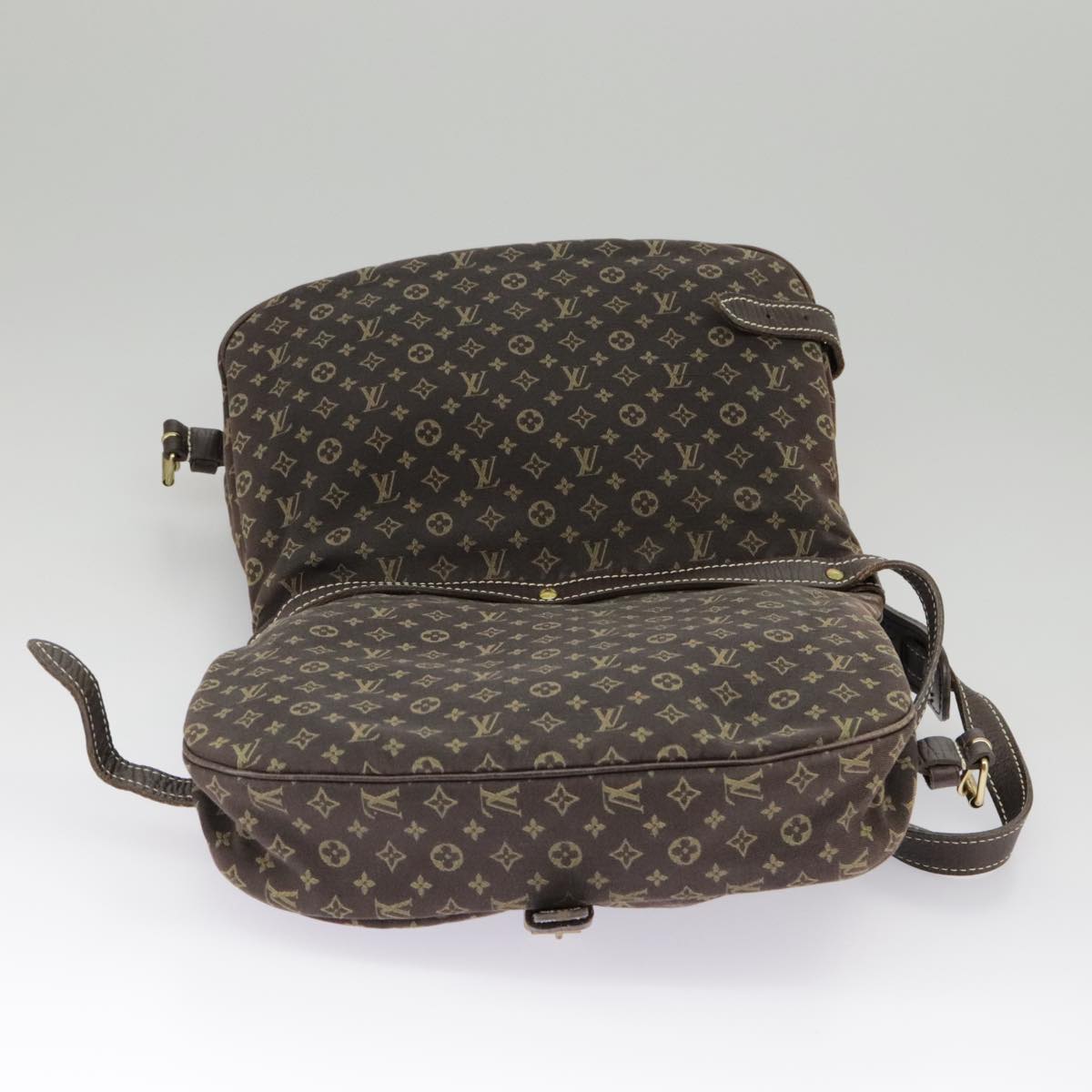 Louis Vuitton Saumur 30