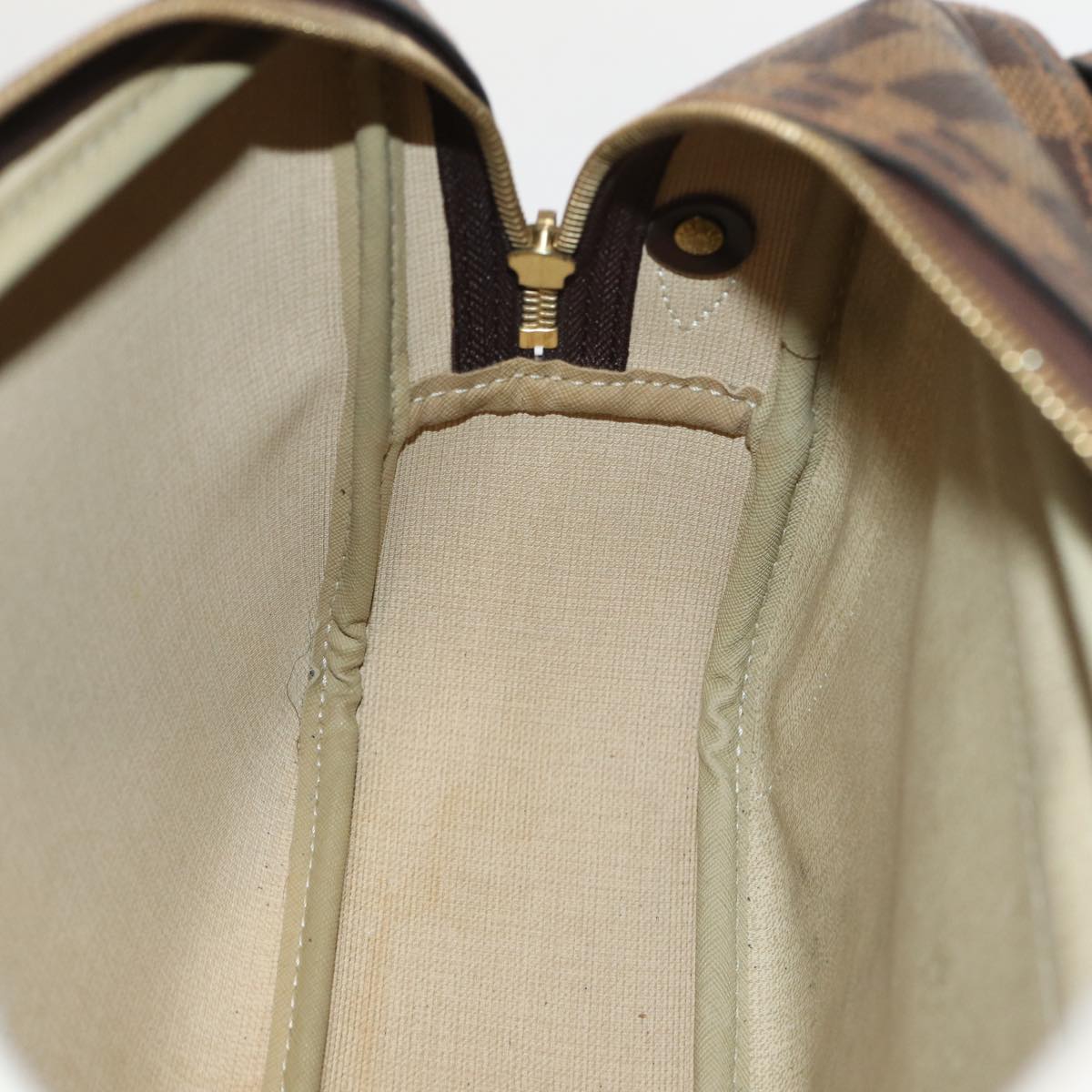 Louis Vuitton Reporter