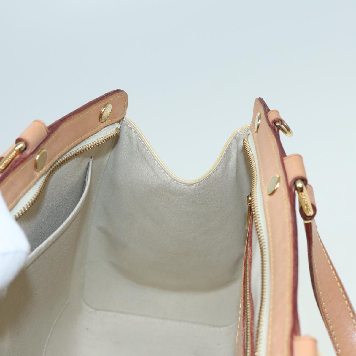 Louis Vuitton Brea