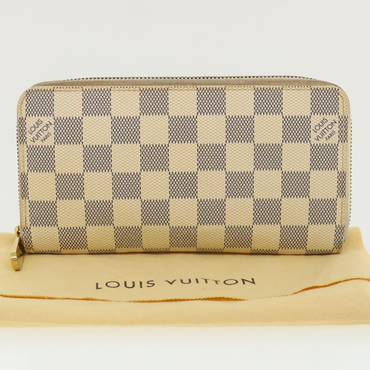 Louis Vuitton Zippy wallet