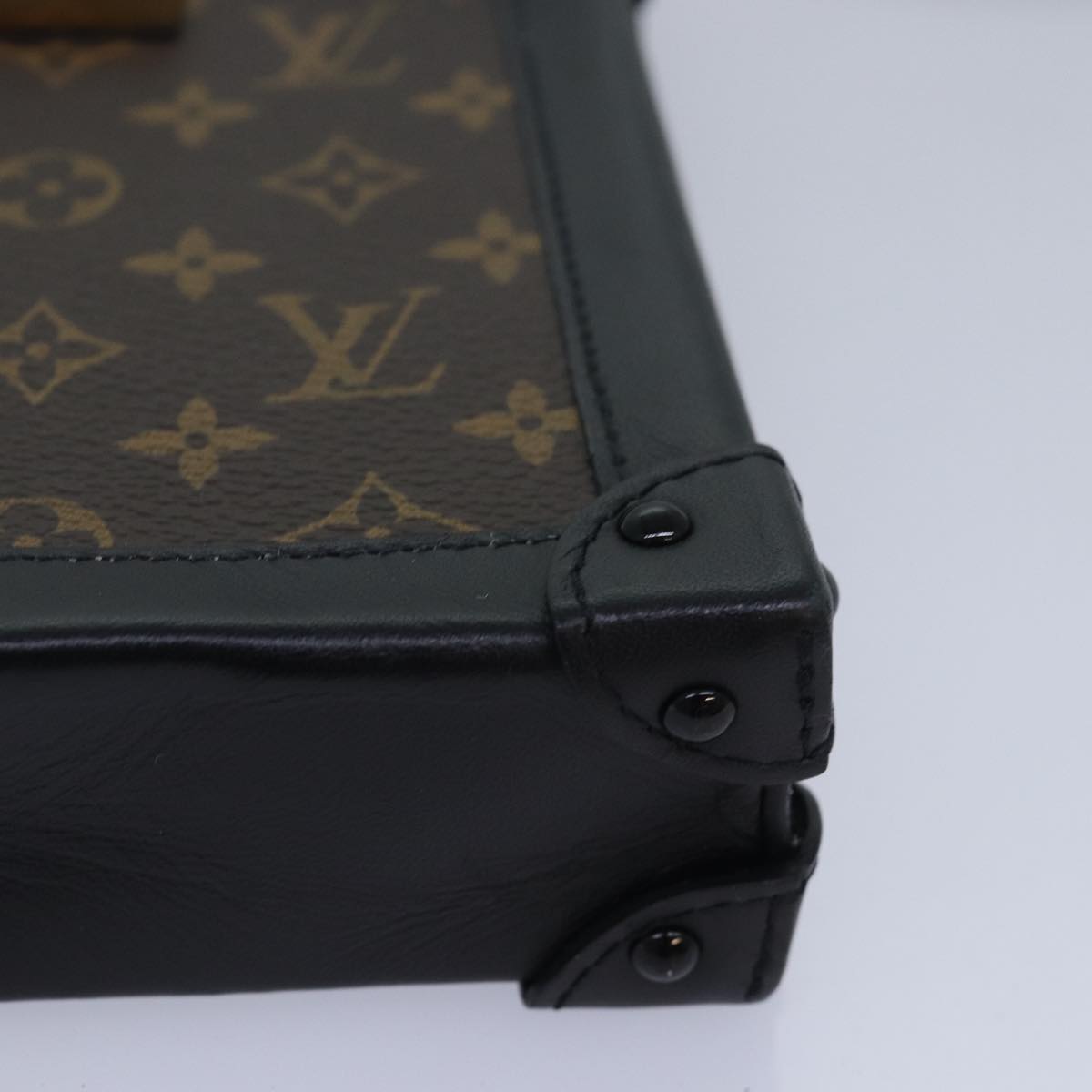 Louis Vuitton Trunk
