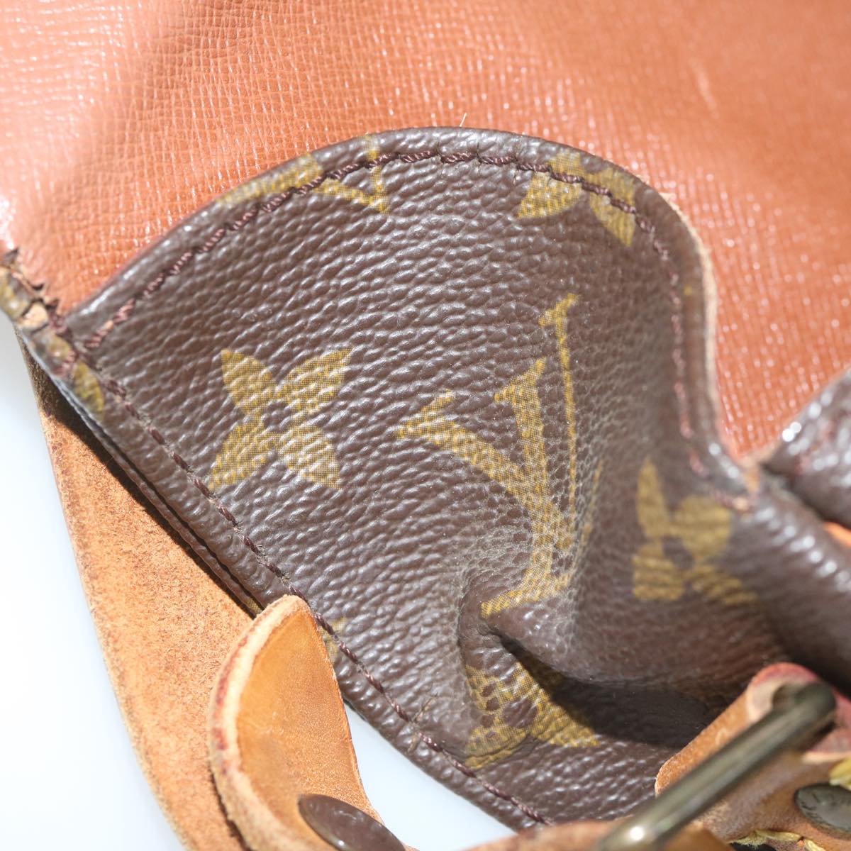 Louis Vuitton Cartouchiere