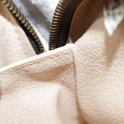 Louis Vuitton Trousse de Toilette