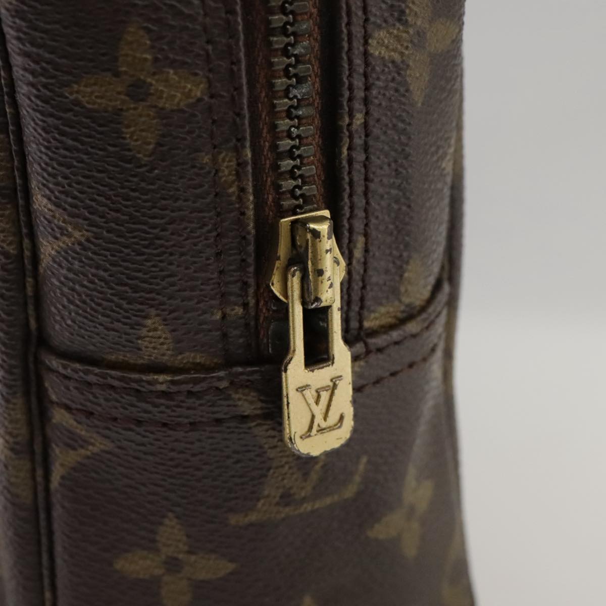 Louis Vuitton Trousse de Toilette