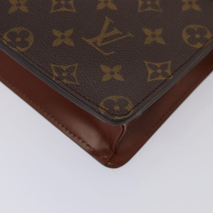 Louis Vuitton Pochette A4