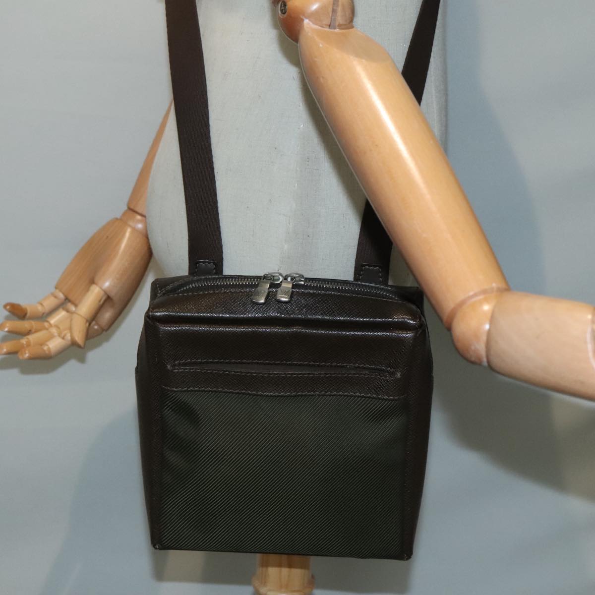 Louis Vuitton Sayan
