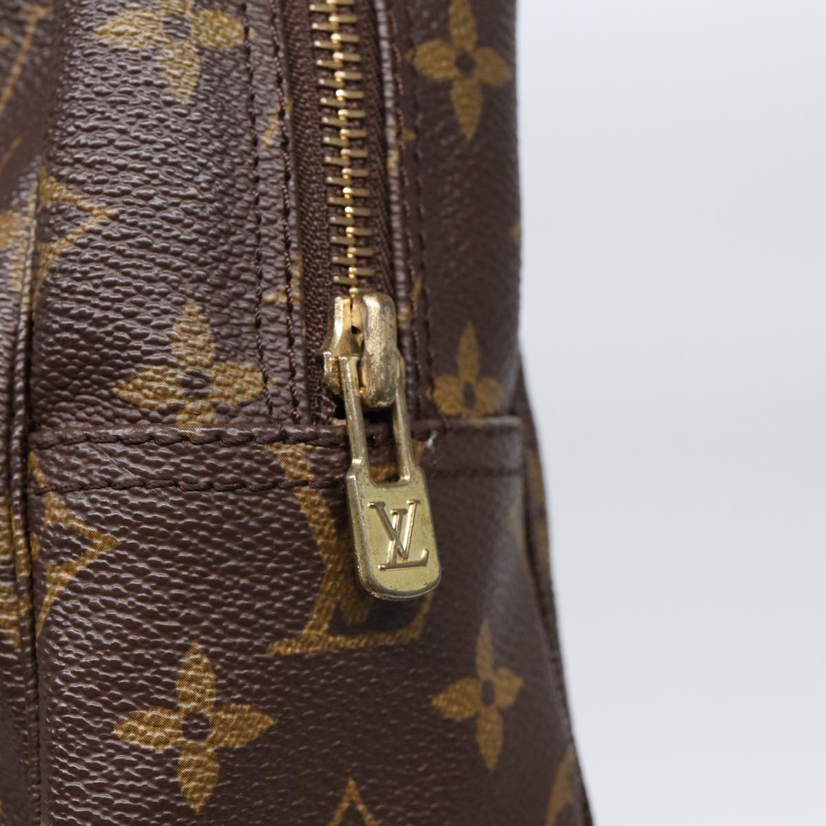 Louis Vuitton Trousse de Toilette