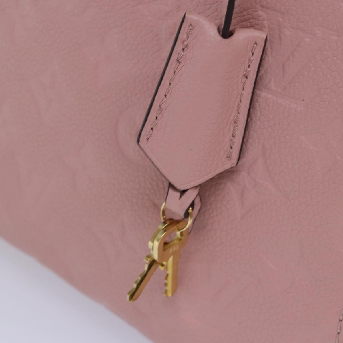 Louis Vuitton Montaigne