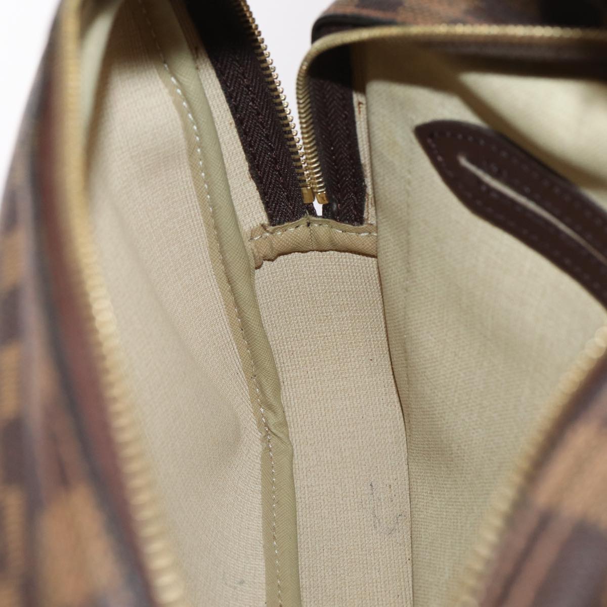 Louis Vuitton Reporter