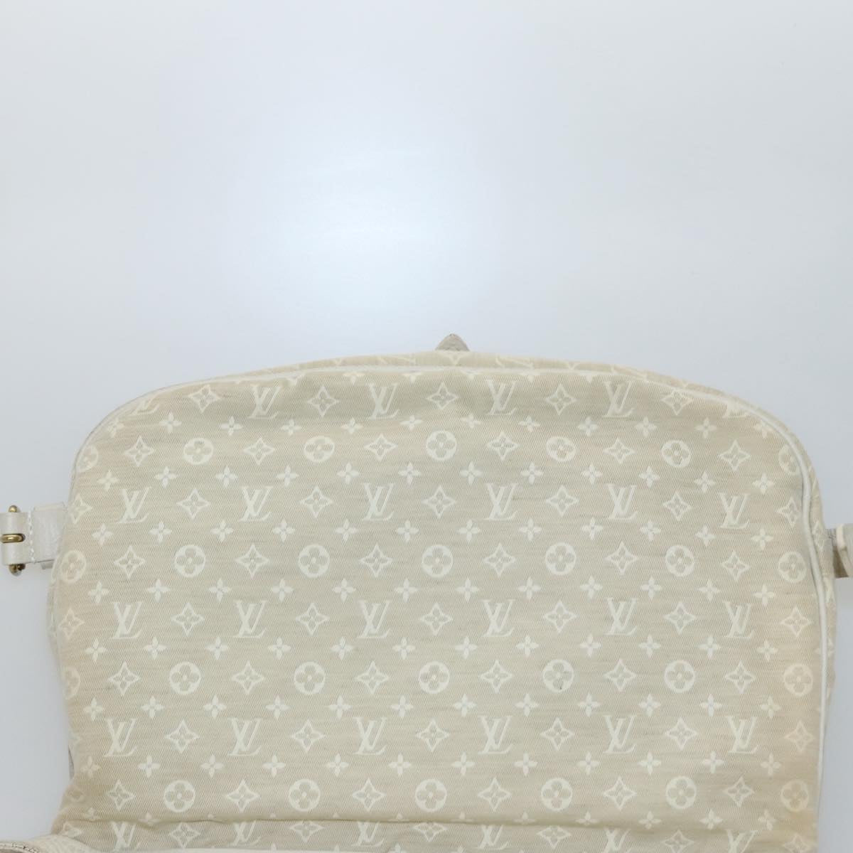 Louis Vuitton Saumur