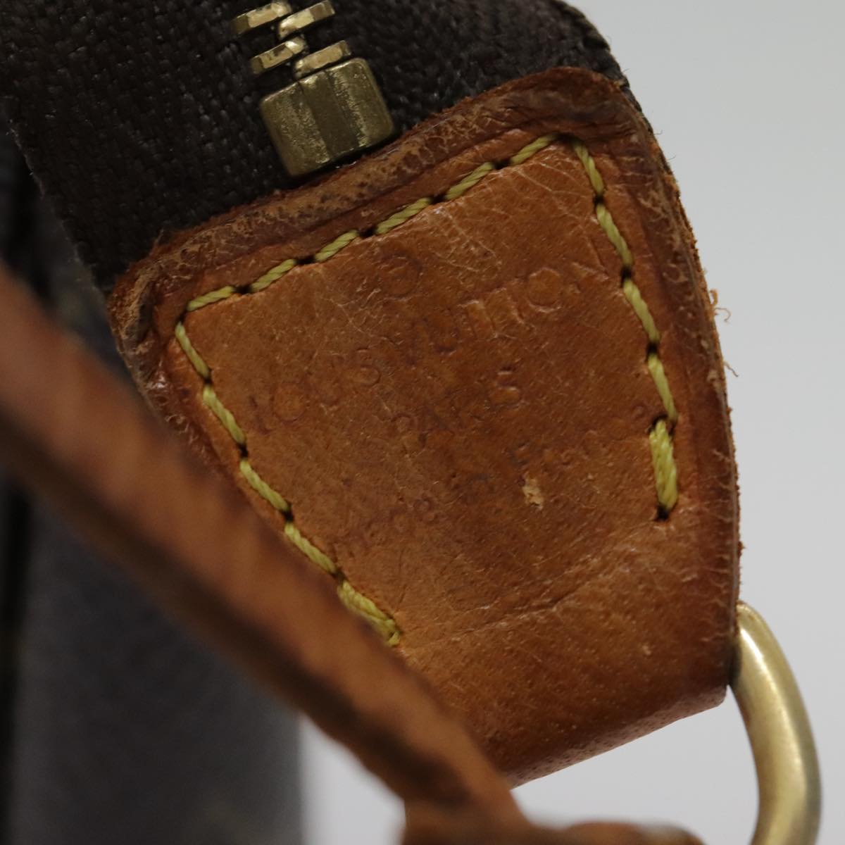 Louis Vuitton Pochette Accessoire