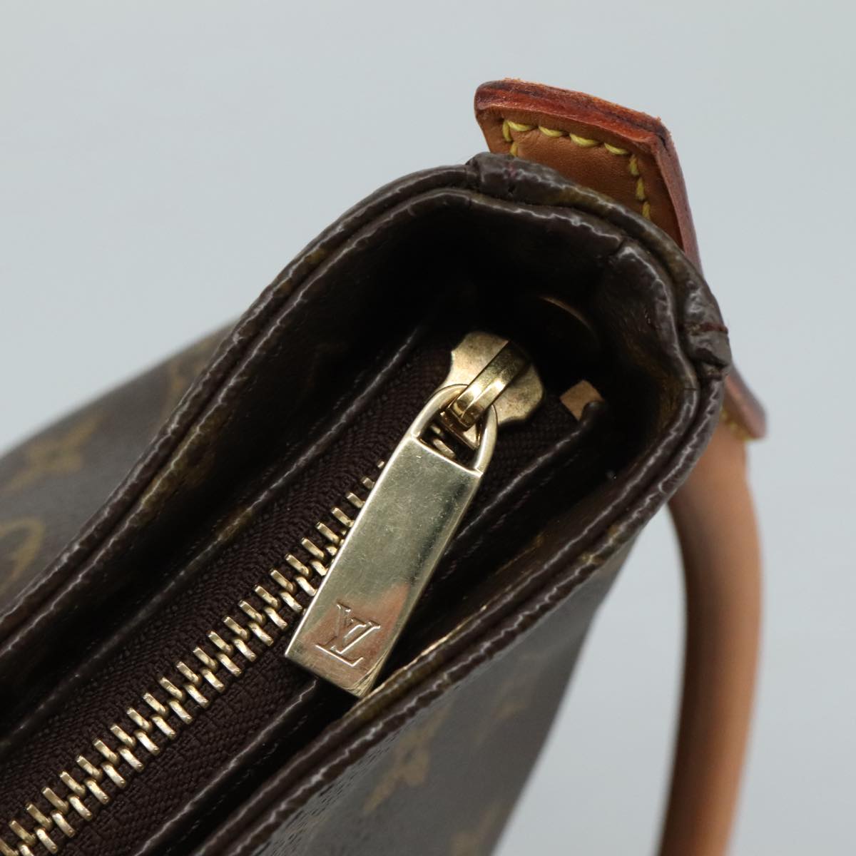 Louis Vuitton Looping GM
