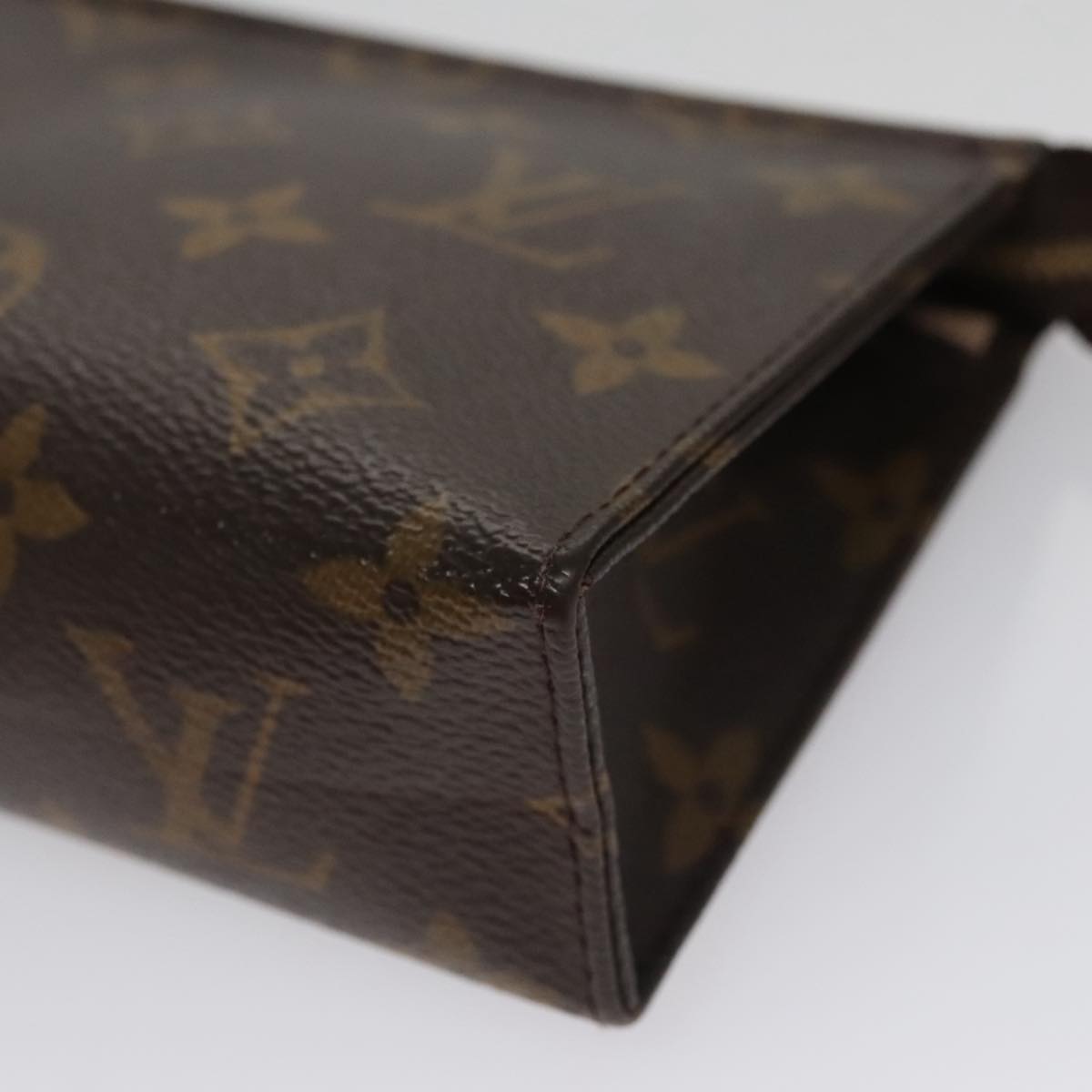Louis Vuitton Trousse de Toilette