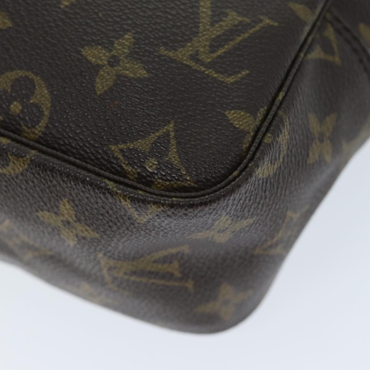 Louis Vuitton Trousse de Toilette