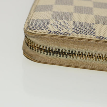 Louis Vuitton Zippy wallet
