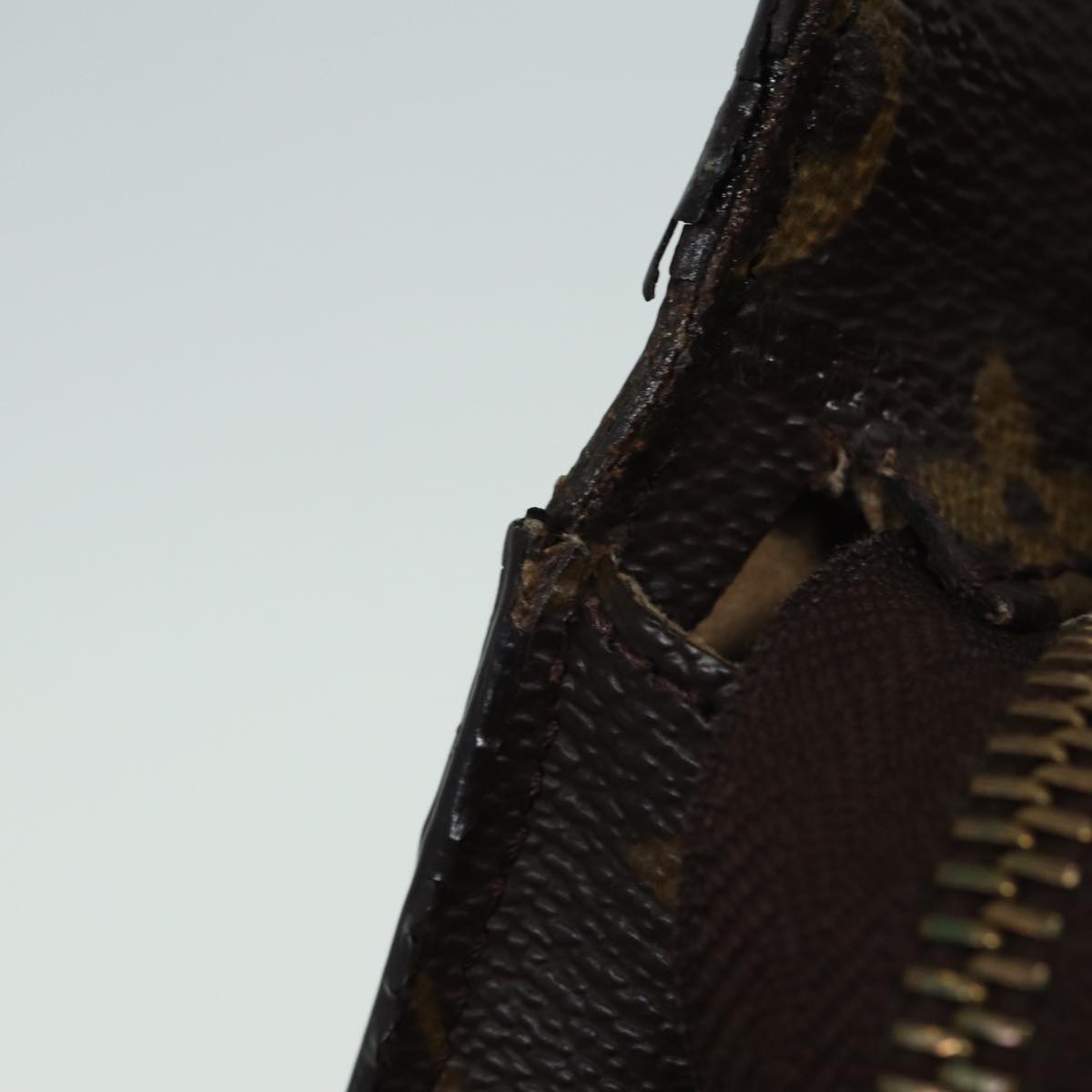 Louis Vuitton Babylone