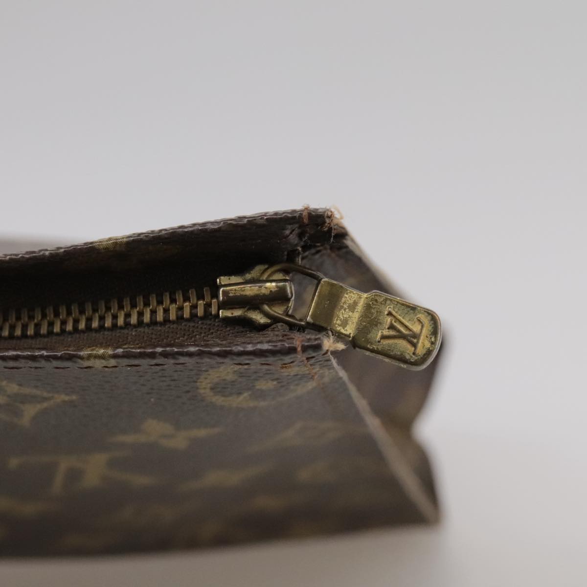 Louis Vuitton Trousse de Toilette