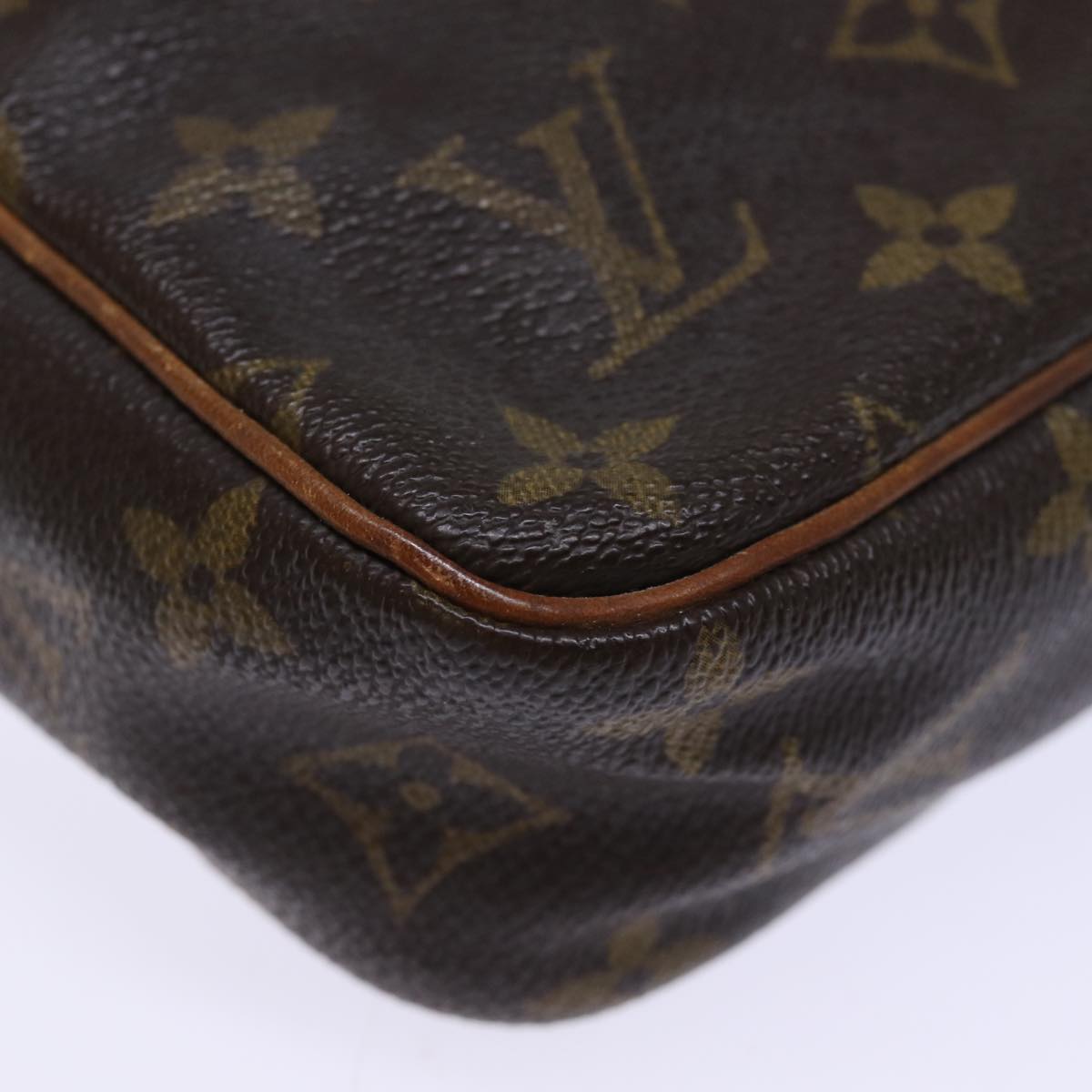 Louis Vuitton Compiegne 23
