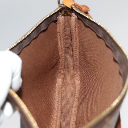 Louis Vuitton Pochette Accessoire