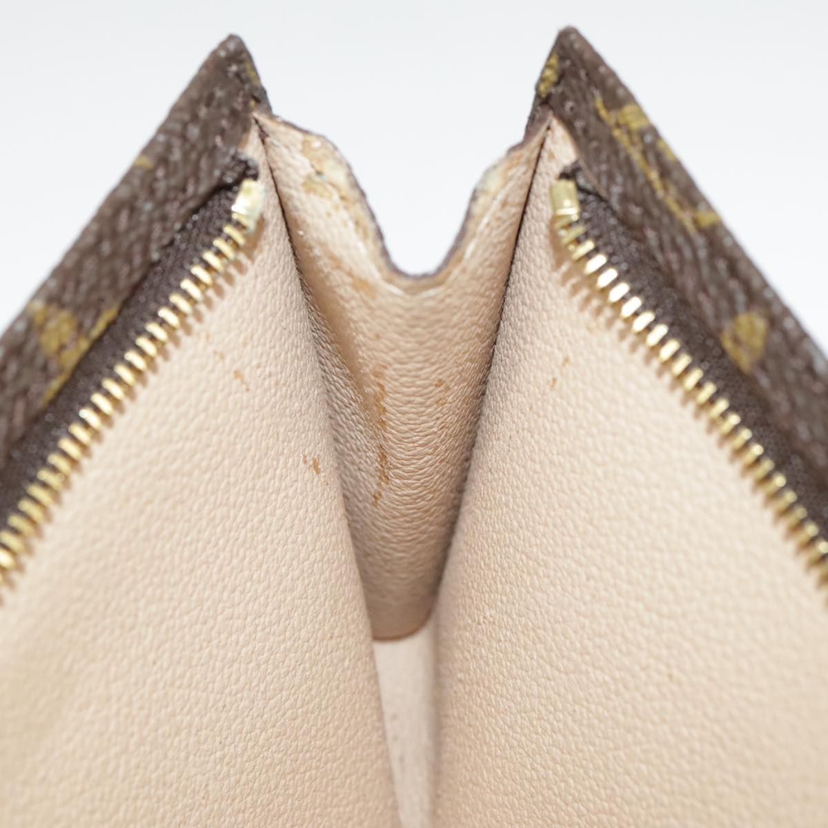 Louis Vuitton Trousse de Toilette