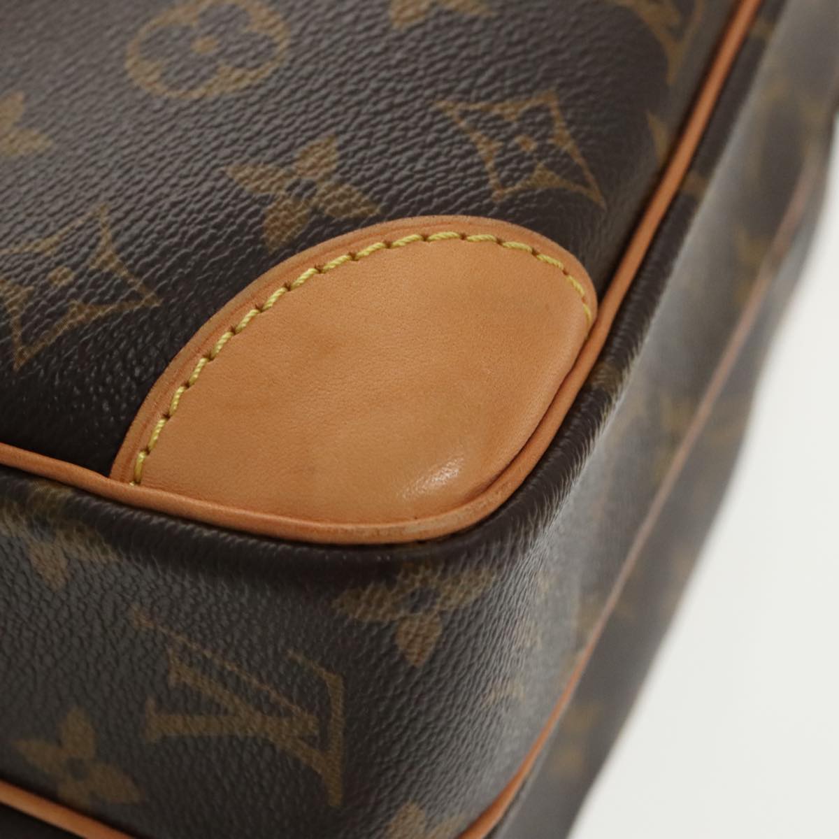Louis Vuitton Nile