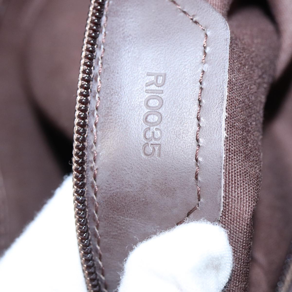 Louis Vuitton Sac plat