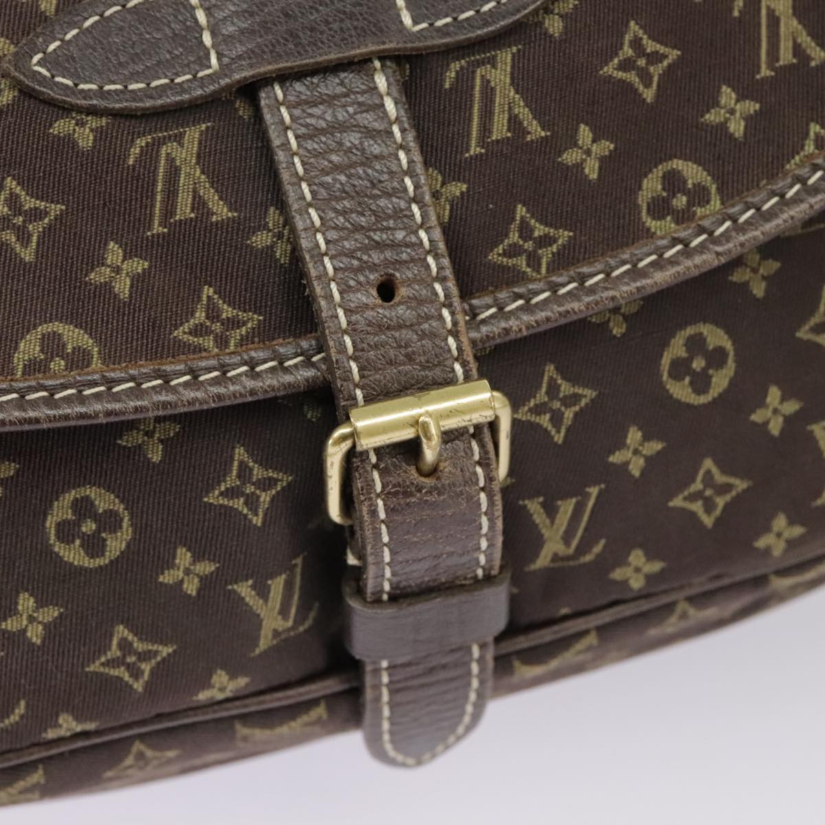 Louis Vuitton Saumur 30