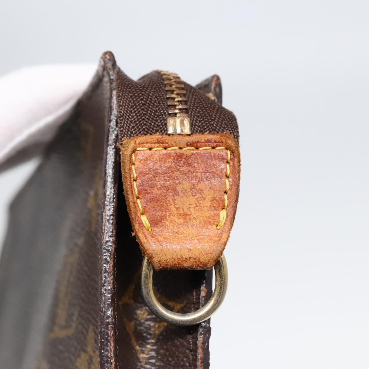 Louis Vuitton Pochette Accessoire