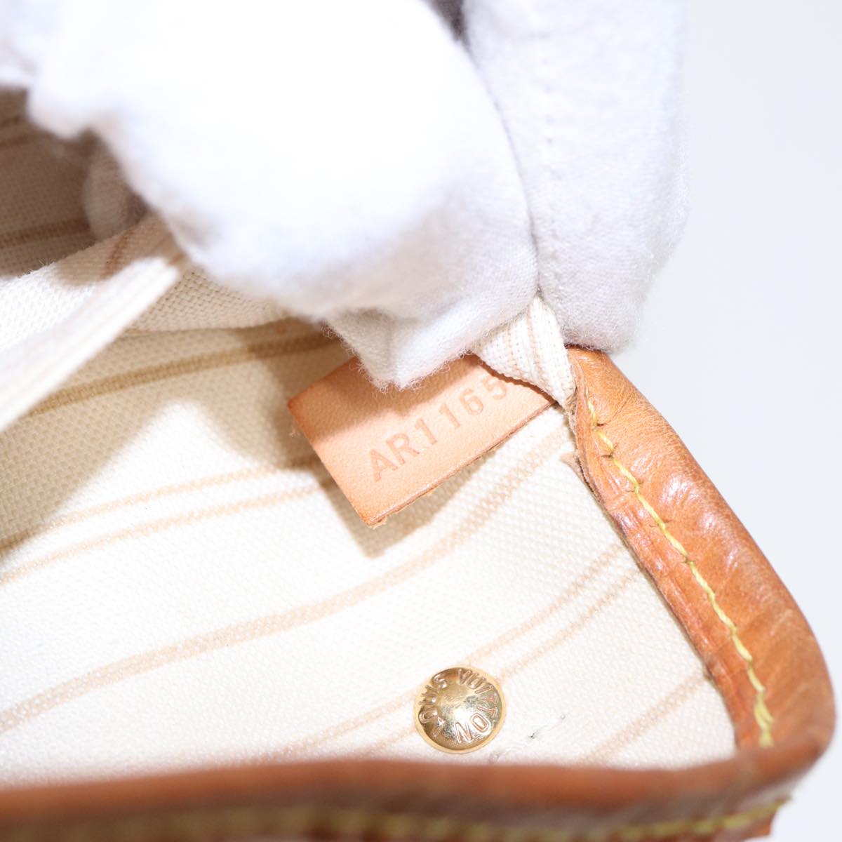 Louis Vuitton Neverfull PM