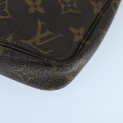 Louis Vuitton Pochette Accessoire