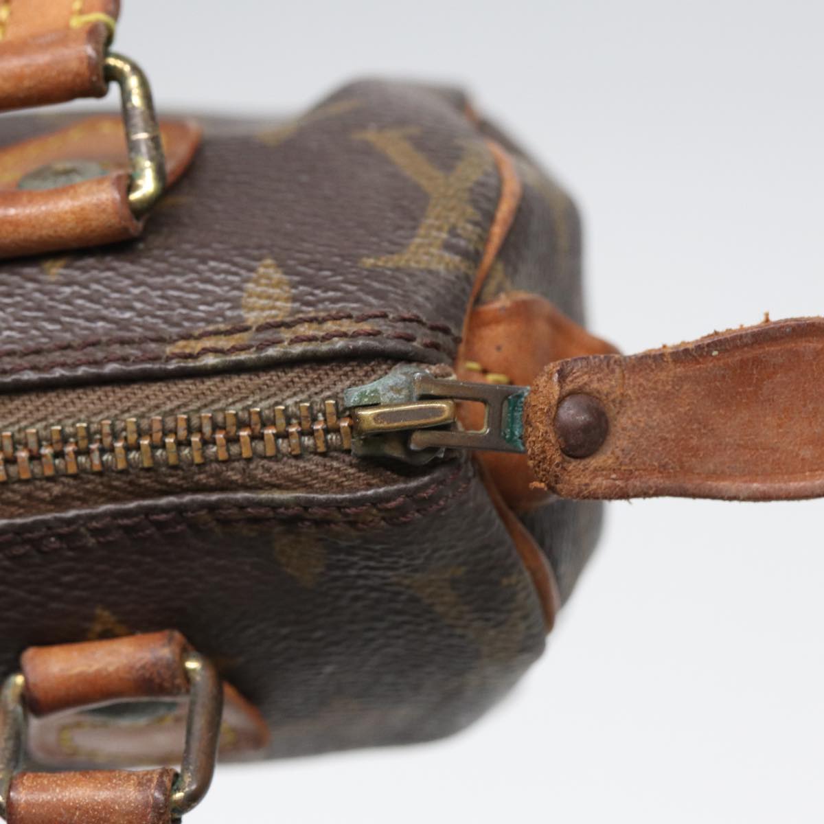 Louis Vuitton Mini speedy