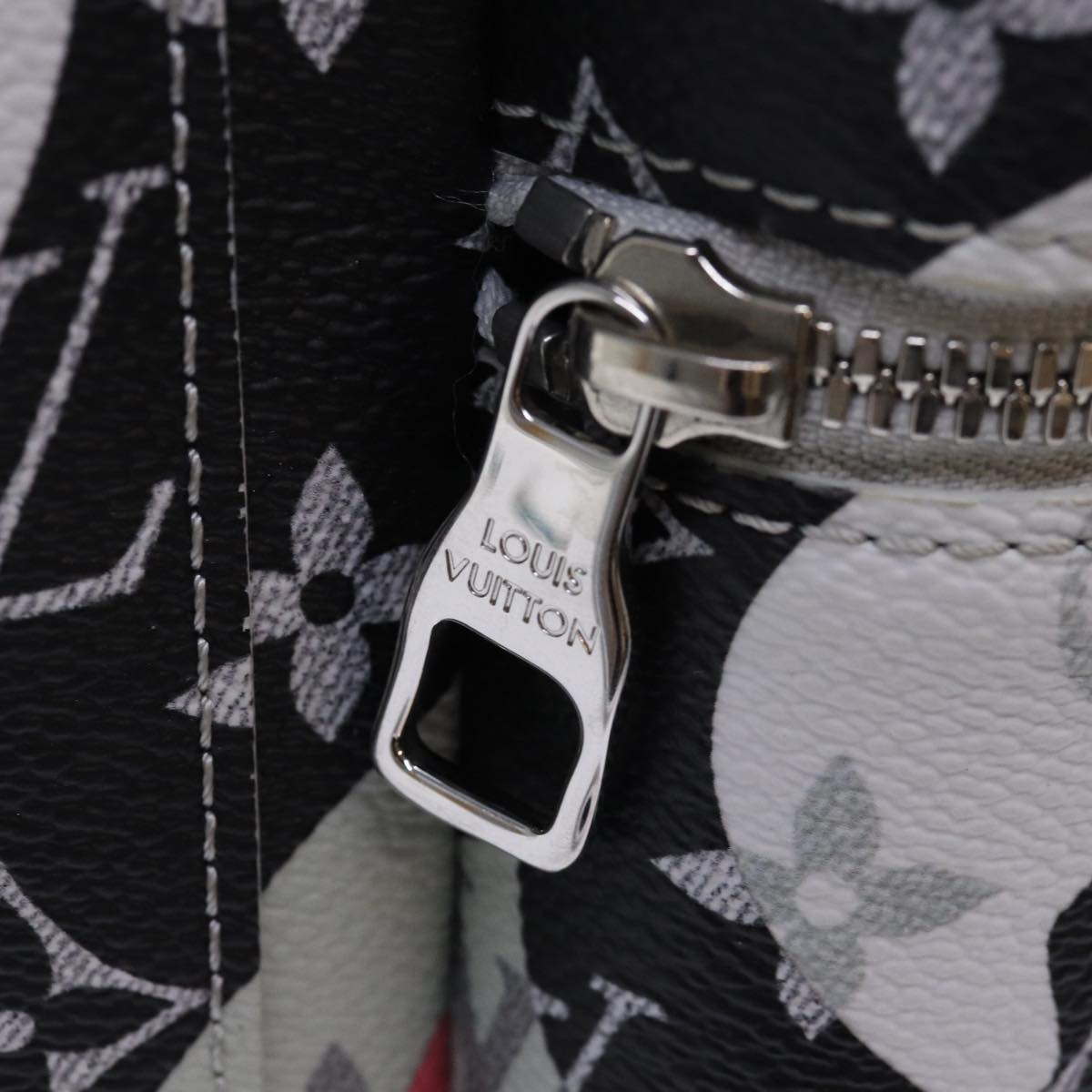 Louis Vuitton Discovery