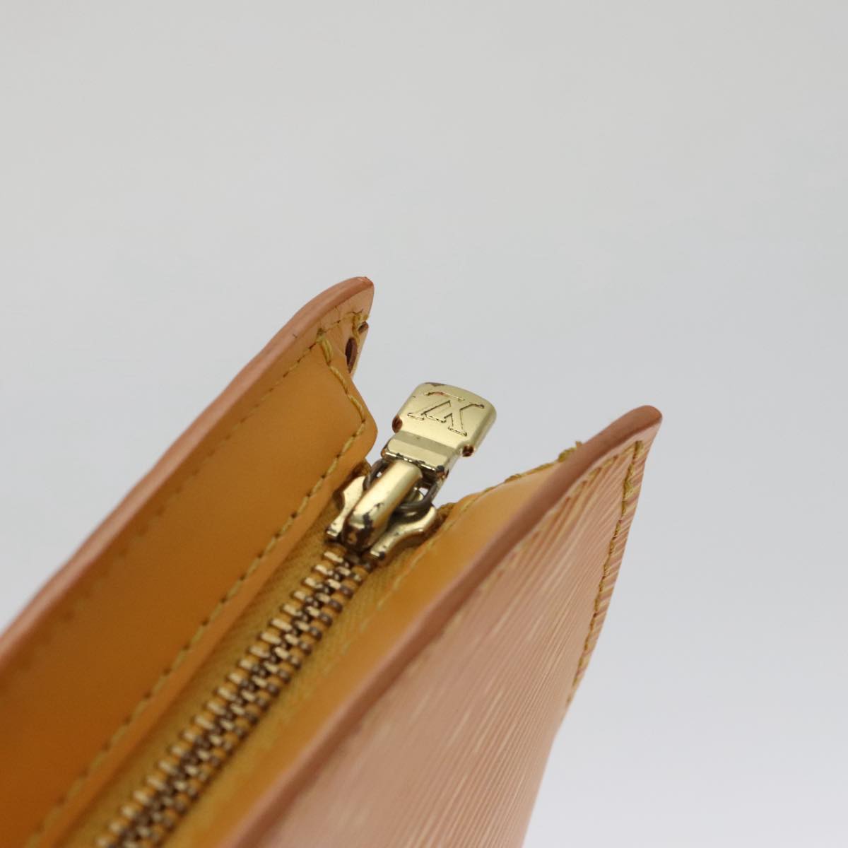 Louis Vuitton Saint Jacques